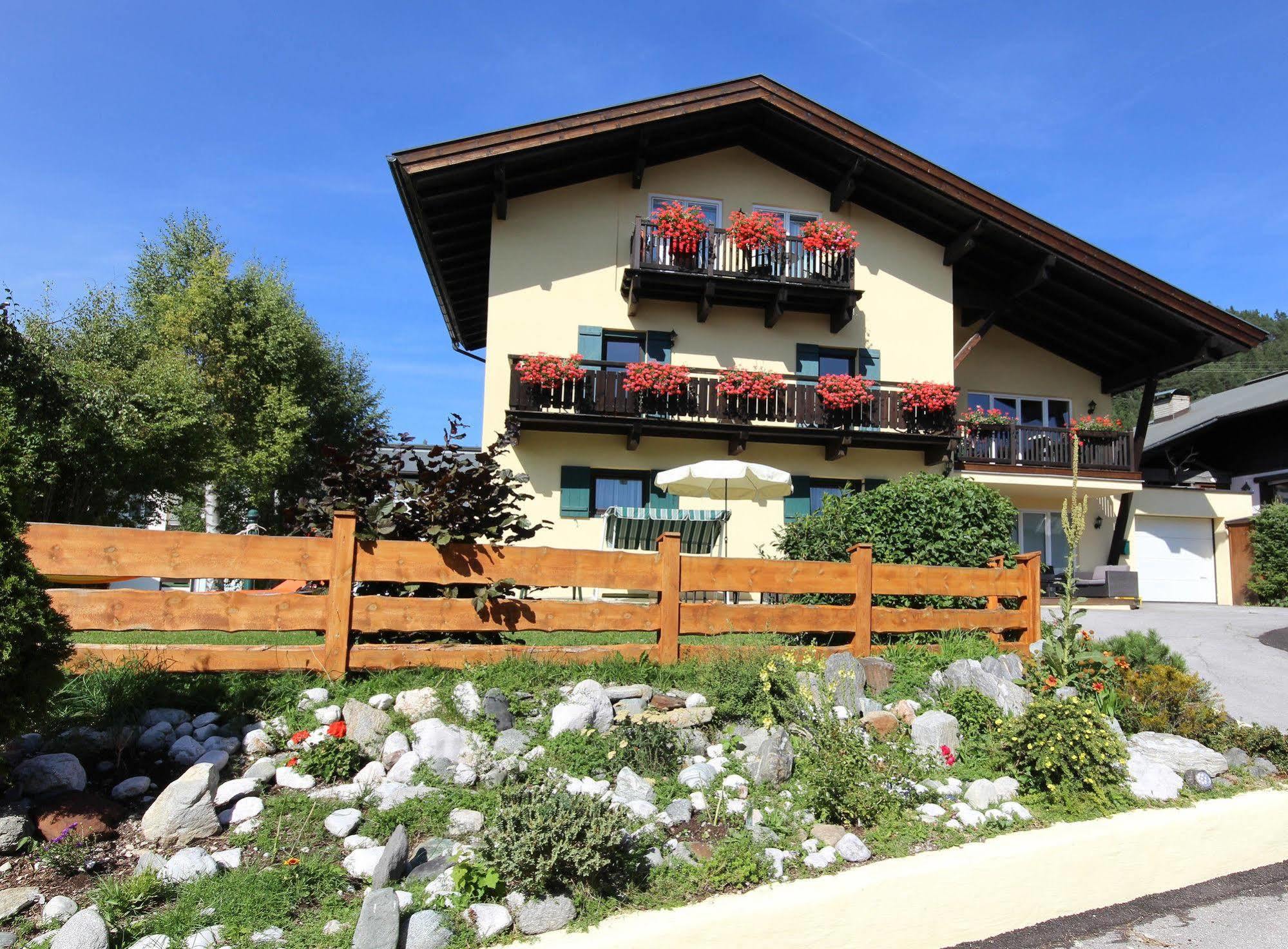 Alpenlandhaus Menardi Seefeld in Tirol Eksteriør billede